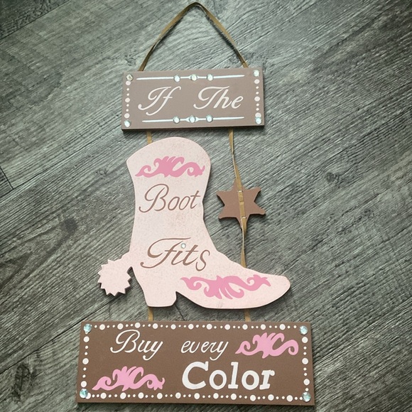 Cowgirl Boot Sign - Picture 2 of 3